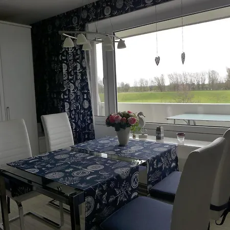 Apartment Tief 12 Seepferdchen Mit Internet 24 *